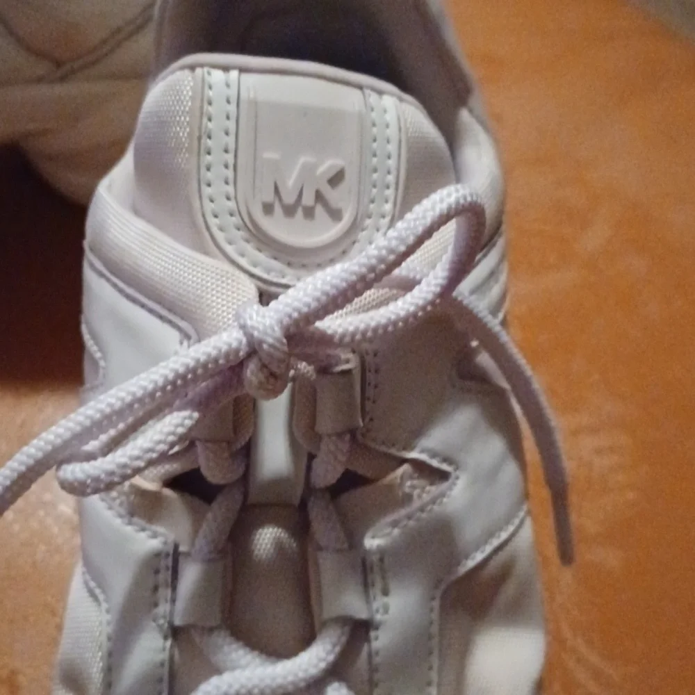 > Michael Kors Cream Sneakers with Logo Detail Women's Size 8